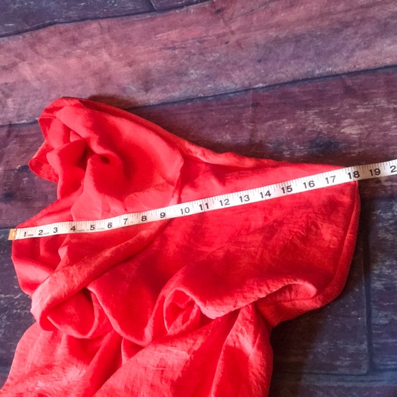 💚 3 for $15 💚 - City Triangles One Shoulder Dress, size M - Picture 4 of 8